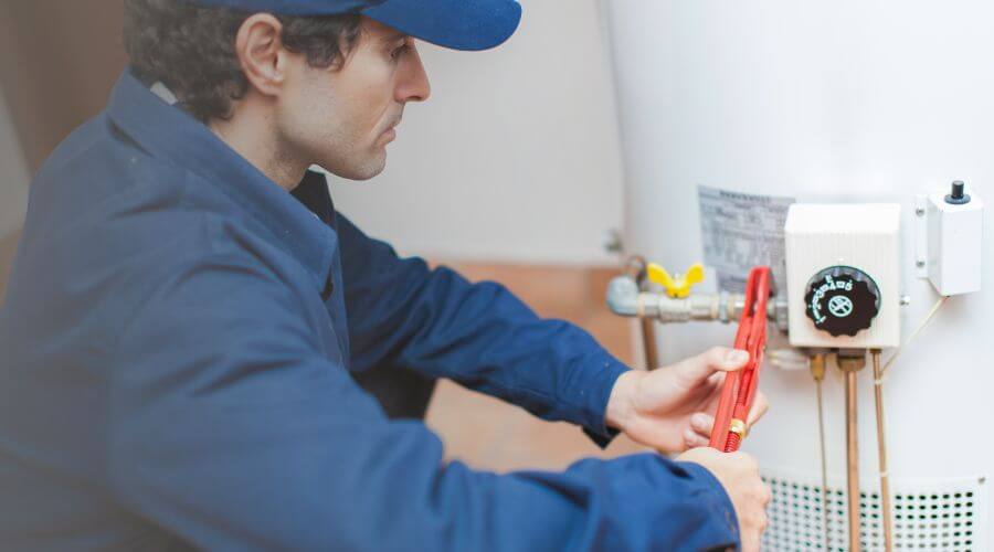 Expert burst pipe repair services in Aspinwall, IA